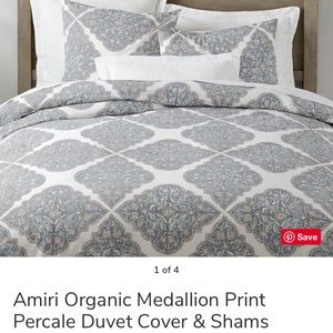 Pottery Barn Amiri Medallion Print Duvet Cover QN, two shams